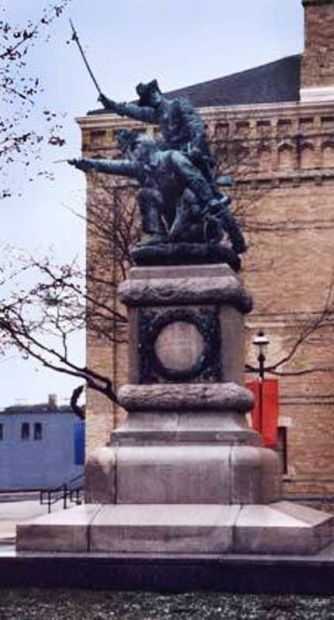 OSHKOSH SOLDIERS’ AND SAILORS’ MONUMENT