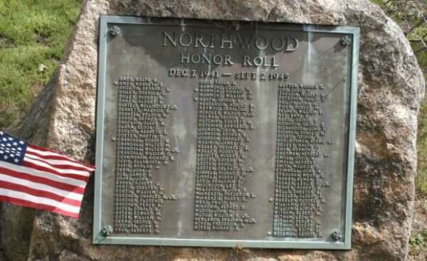 NORTHWOOD WORLD WAR II ROLL MEMORIAL PLAQUE