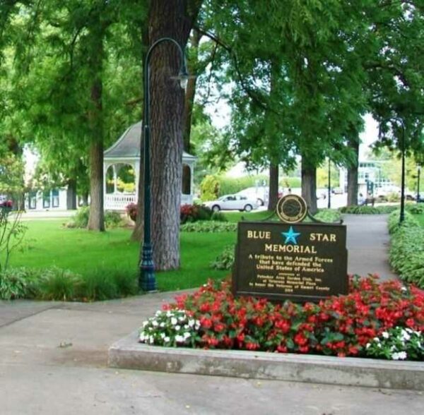 PETOSKEY BLUE STAR MEMORIAL