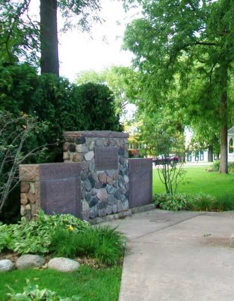 PETOSKEY WORLD WAR II AND KOREA MEMORIAL