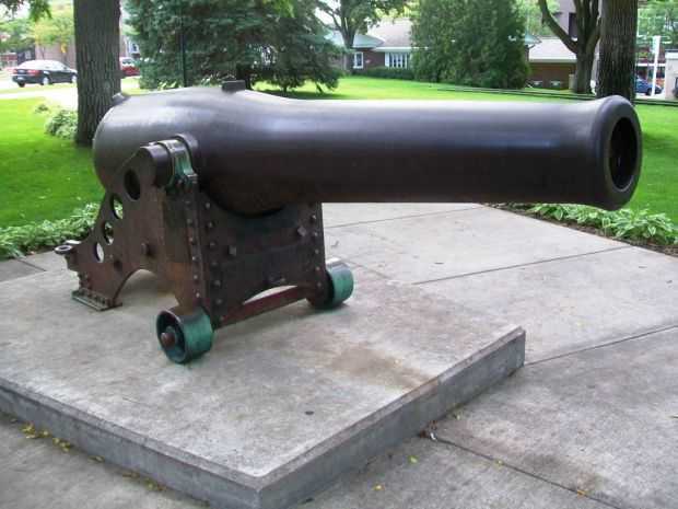 “HARTFORD” DAHLGREN GUN MEMORIAL