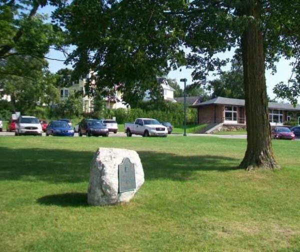 LOMBARD POST NO. 170 G.A.R. MEMORIAL