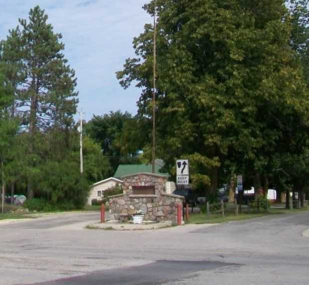 PELLSTON VETERANS MEMORIAL
