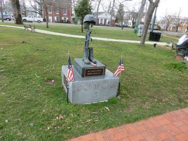 TOWNSHIP OF HAMILTON FALLEN SOLDIERS MEMORIAL