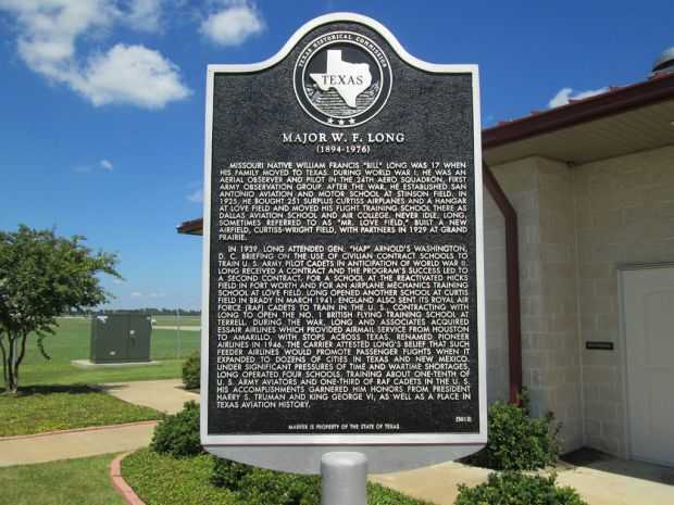 MAJOR W. F. LONG WAR MEMORIAL MARKER