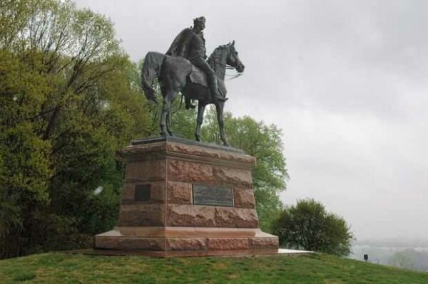 GENERAL ANTHONY WAYNE VALLEY FORGE WAR MEMORIAL