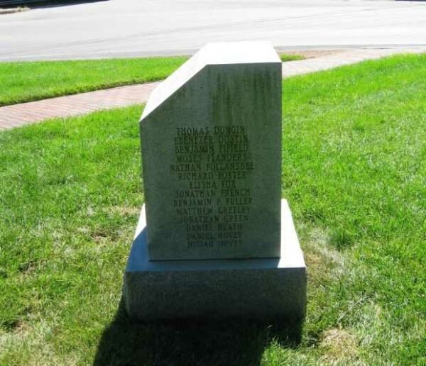 ENFIELD REVOLUTIONARY WAR MEMORIAL RIGHT SIDE