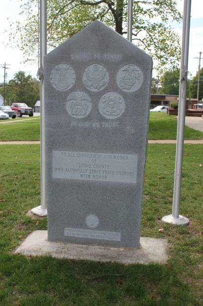 STONE COUNTY VETERANS MEMORIAL