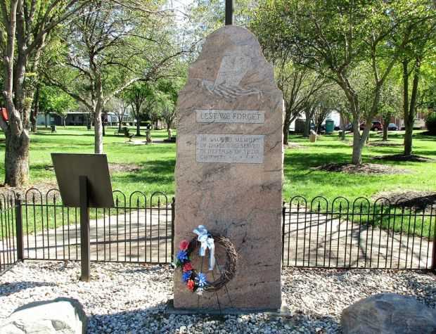 GERMANTOWN VETERANS MEMORIAL FRONT