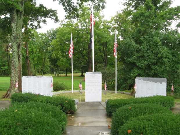 BERNARDSTON VETERANS MEMORIAL