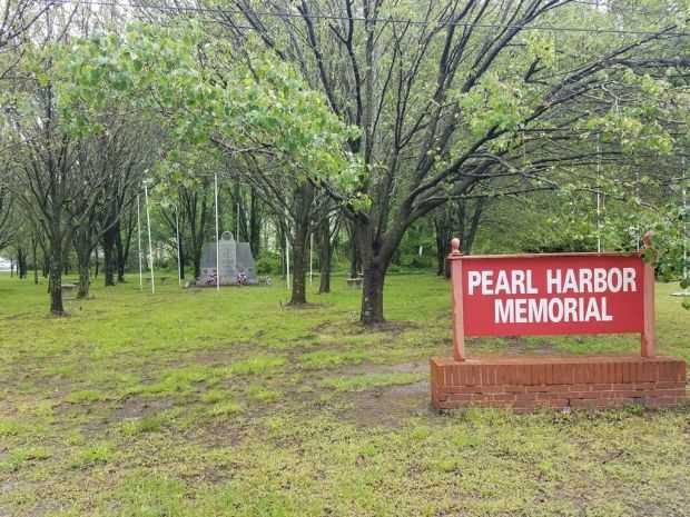 PEARL HARBOR MEMORIAL MARKER