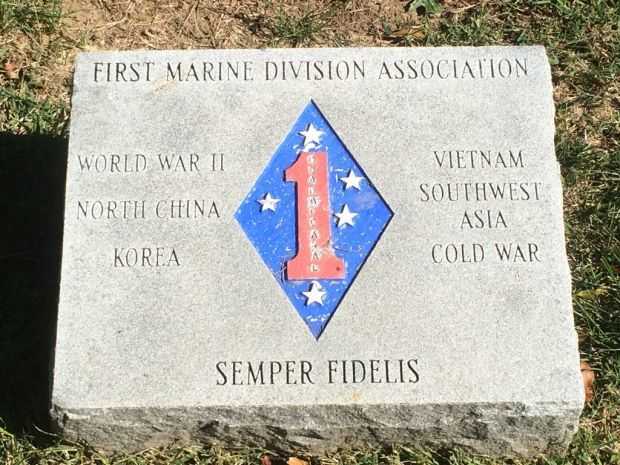 FIRST MARINE DIVISION ASSOCIATION WAR MEMORIAL TREE STONE