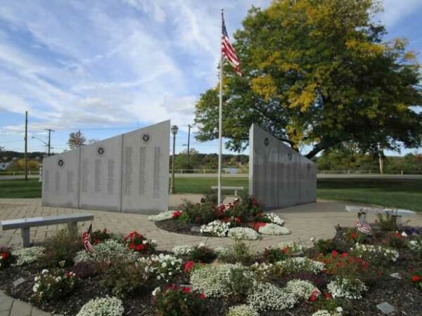 TONAWANDA VETERANS MEMORIAL
