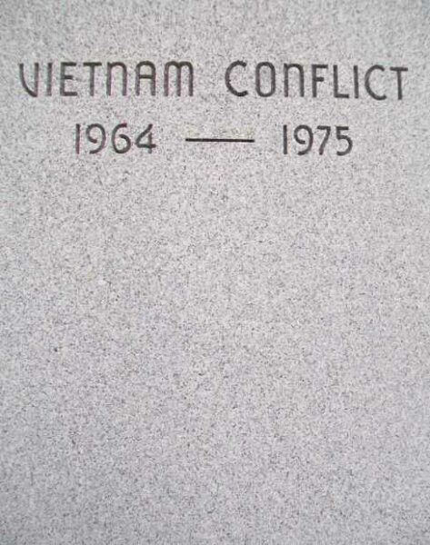 LUDINGTON WAR MEMORIAL STONE E