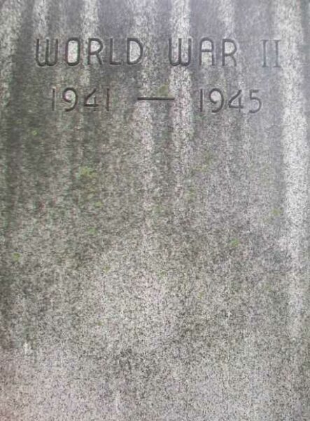 LUDINGTON WAR MEMORIAL STONE C