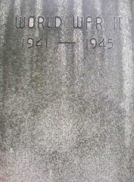 LUDINGTON WAR MEMORIAL STONE C