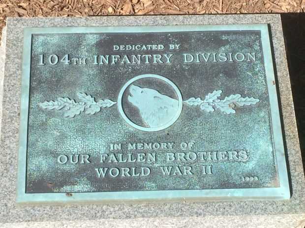 104TH INFANTRY DIVISION WAR MEMORIAL TREE PLAQUE