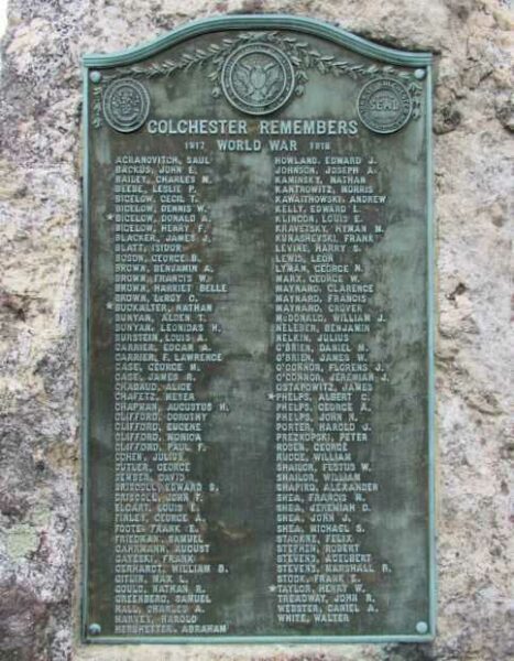 COLCHESTER WORLD WAR MEMORIAL PLAQUE