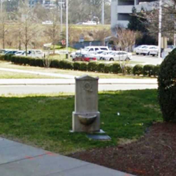 BATTLE OF CHARLOTTE REVOLUTIONARY WAR MEMORIAL FOUNTAIN