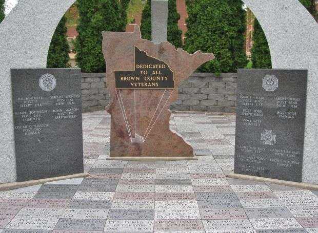 BROWN COUNTY MINNESOTA VETERANS MEMORIAL