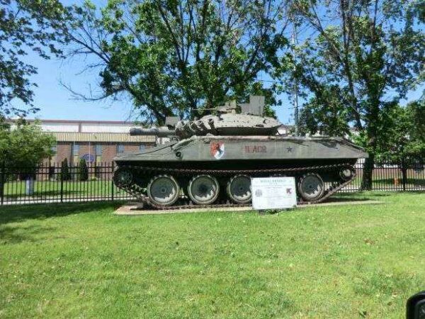 M551A1 SHERIDAN TANK WAR MEMORIAL