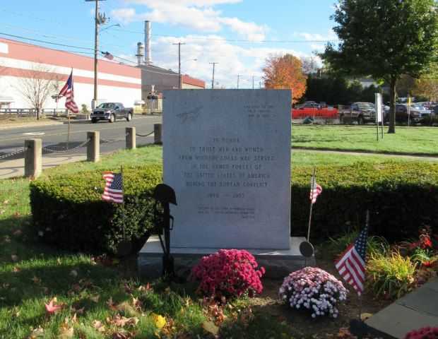 WINDSOR LOCKS KOREAN CONFLICT MEMORIAL