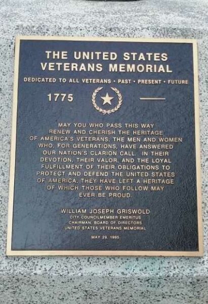 THE UNITED STATES VETERANS MEMORIAL PLAQUE C