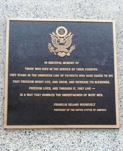 THE UNITED STATES VETERANS MEMORIAL PLAQUE B