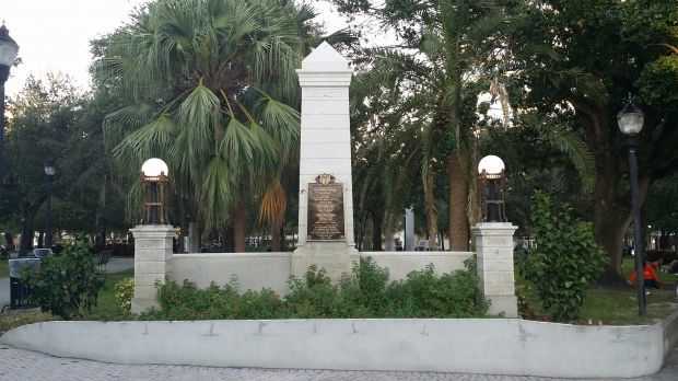 ST PETERSBURG WAR MOTHERS MEMORIAL