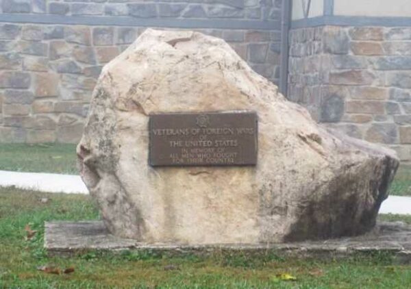 NEW RICHMOND VETERANS OF FOREIGN WARS MEMORIAL