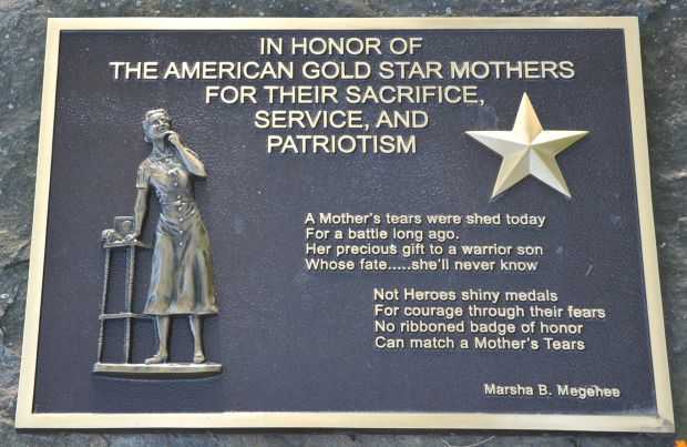 IN HONOR OF THE AMERICAN GOLD STAR MOTHERS MEMORIAL PLAQUE HURBURT FIELD