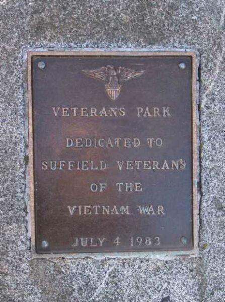 SUFFIELD VETERANS PARK MEMORIAL PLAQUE