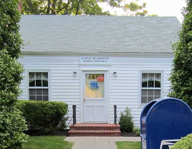 EAST MARION POST OFFICE WORLD WAR II MEMORIAL BUILDING