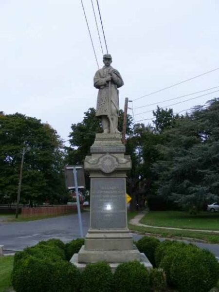 SOUTHOLD CIVIL WAR MEMORIAL