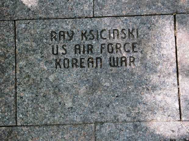 WISCONSIN VETERANS MEMORIAL RIVERWALK PAVER H