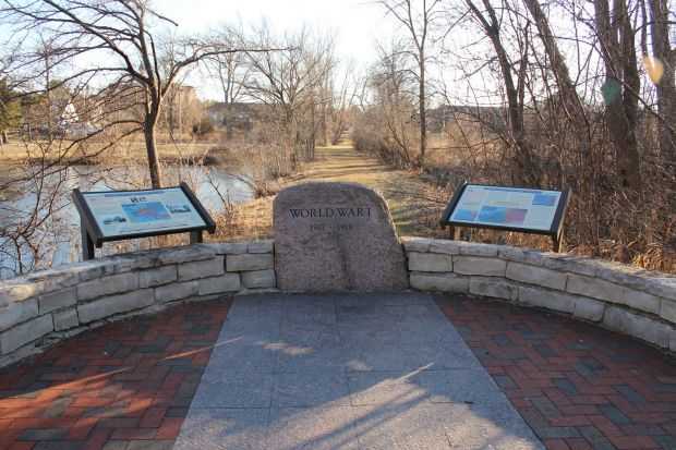 WISCONSIN VETERANS MEMORIAL RIVERWALK ROCK E