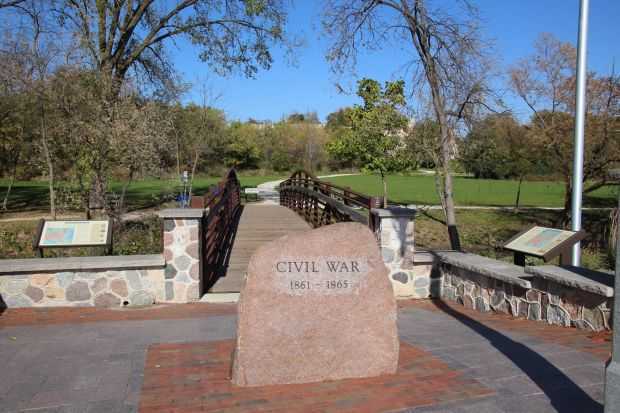 WISCONSIN VETERANS MEMORIAL RIVERWALK ROCK D