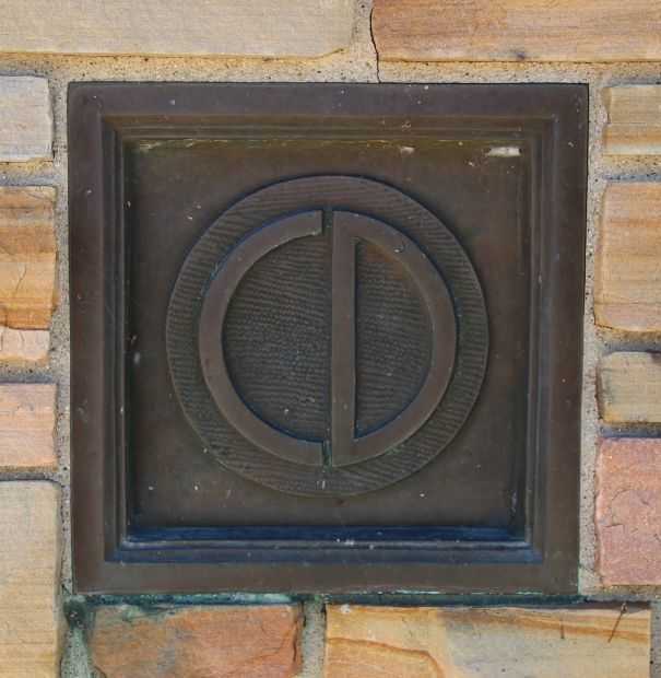 VILLAGE AND TOWNSHIP OF PEWAUKEE WAR VETERANS MEMORIAL PLAQUE D