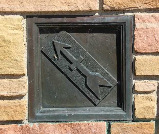 VILLAGE AND TOWNSHIP OF PEWAUKEE WAR VETERANS MEMORIAL PLAQUE C