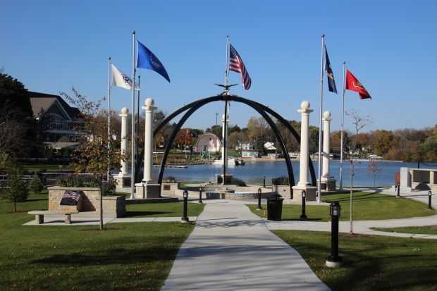 OCONOMOWOC ARMED FORCES MEMORIAL