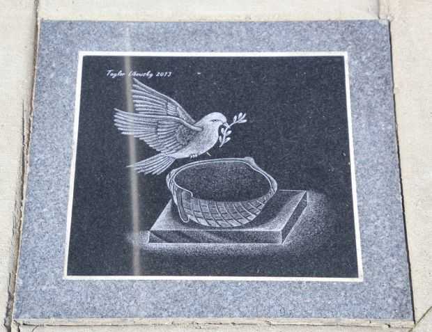 AMERICAN LEGION POST 71 WAR VETERANS MEMORIAL PAVER H