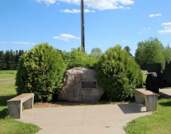 VETERANS MEMORIAL OGEMA HILL SPIRIT
