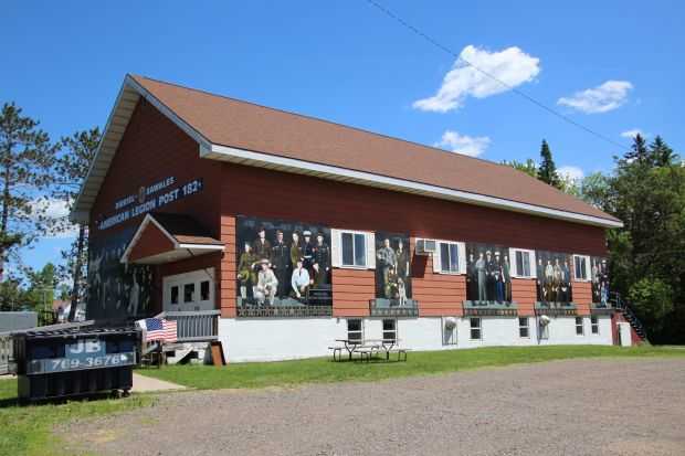 PARK FALLS VETERAN’S MURALS