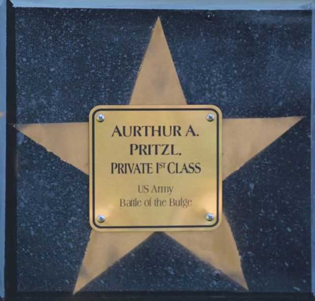 PARK FALLS VETERAN’S MURALS PLAQUE P