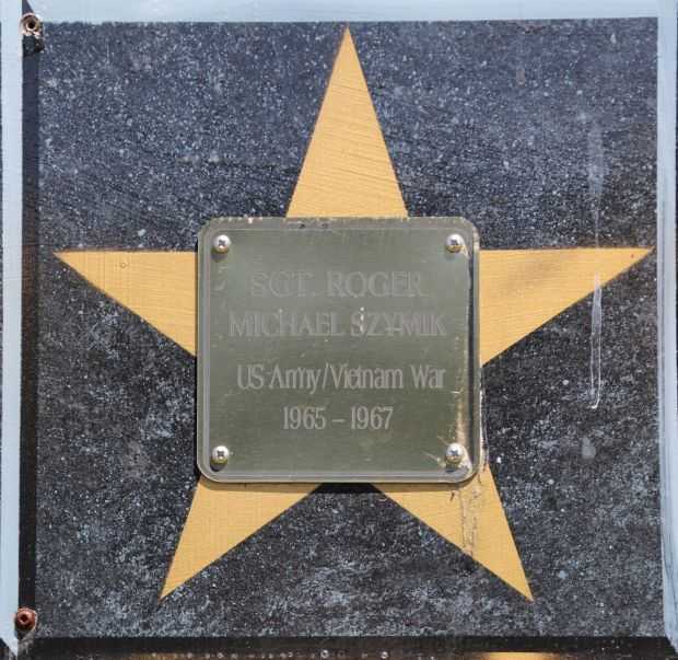 PARK FALLS VETERAN’S MURALS PLAQUE H