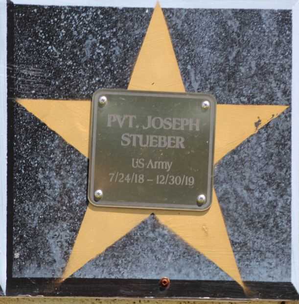 PARK FALLS VETERAN’S MURALS PLAQUE B