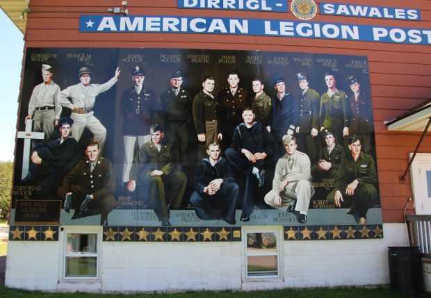 PARK FALLS VETERAN’S MURAL F