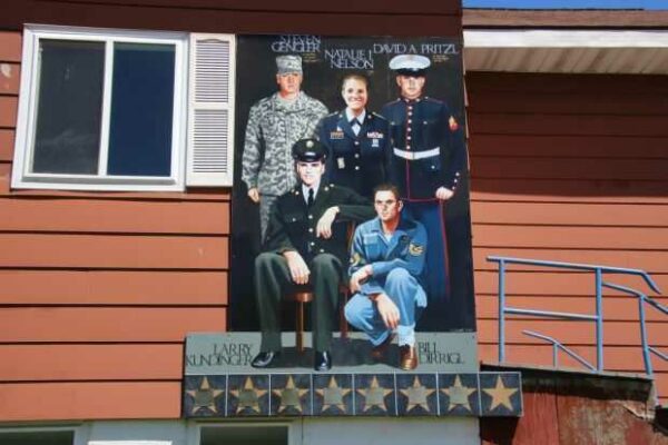 PARK FALLS VETERAN’S MURAL E