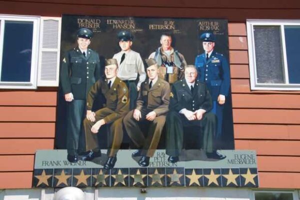 PARK FALLS VETERAN’S MURAL D