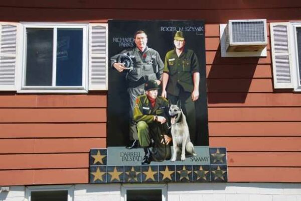PARK FALLS VETERAN’S MURAL B